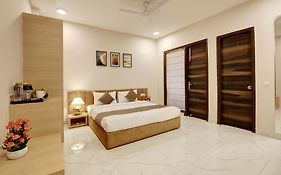 Limewood Stay - Corporate Huda City Centre